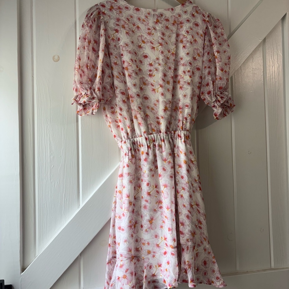 Karina Grimaldi Floral Silk V-Neck mini Dress Size Medium - Picture 5 of 10